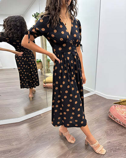 Liv™ | V-neck dress with polka dot pattern